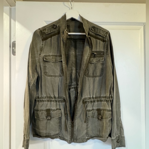 Express Jacket - Picture 1 of 6